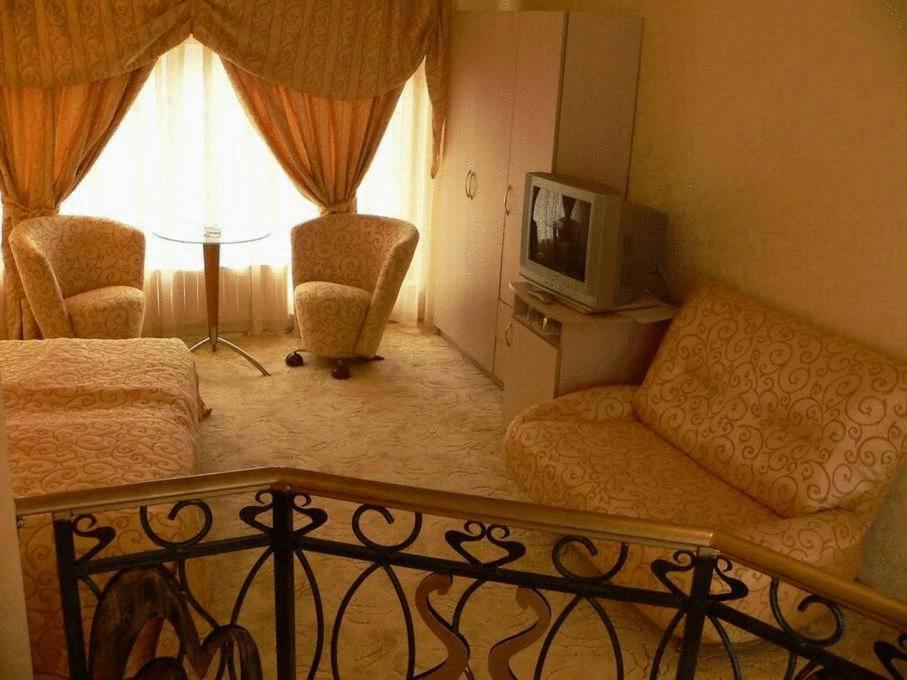 Hotel Dali Plovdiv Esterno foto