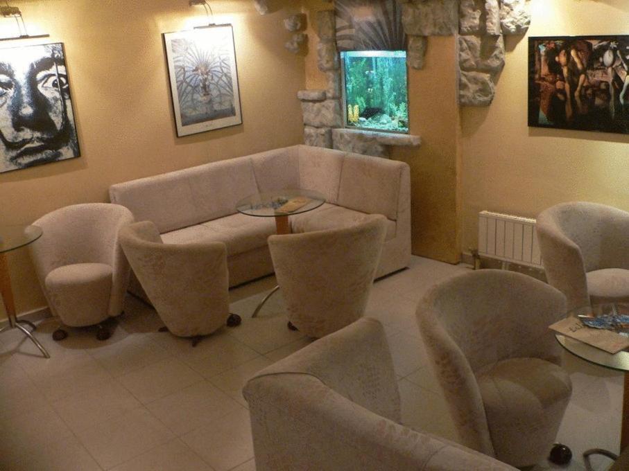 Hotel Dali Plovdiv Esterno foto